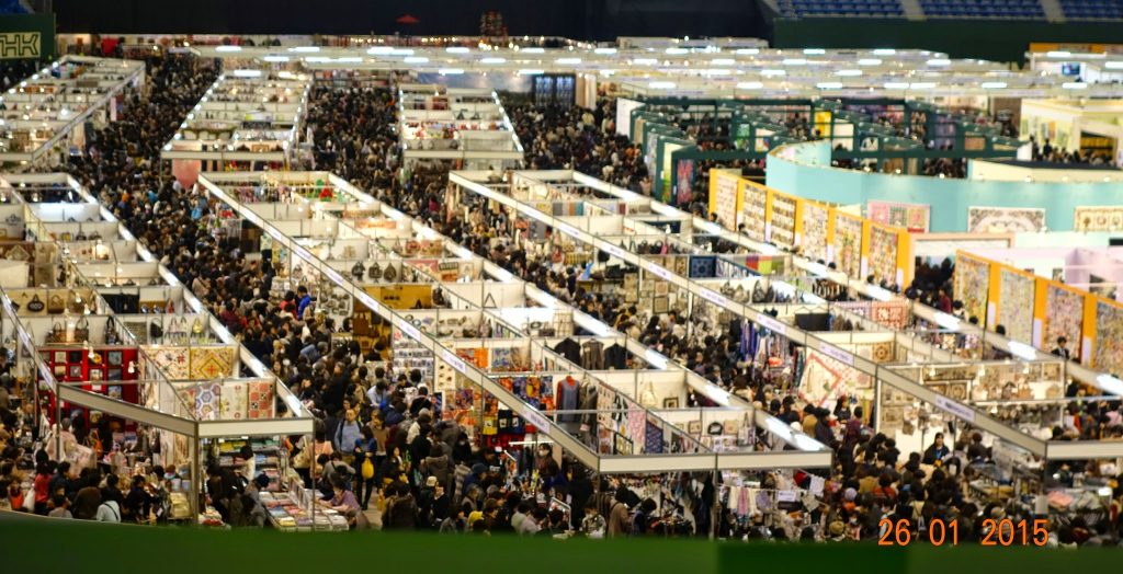 tokyo quilt festival crowds