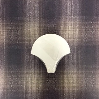 K032-S Clam shaped papers